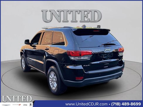 Used 2020 Jeep Grand Cherokee Laredo image 6