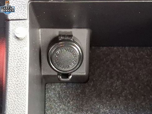 Used 2023 Subaru Outback Premium image 23