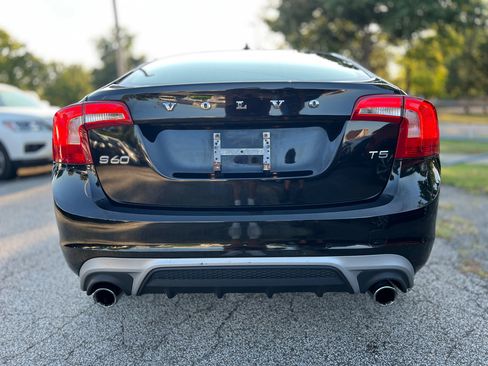 Used 2018 Volvo S60 T5 Dynamic w/ Protection Package image 11