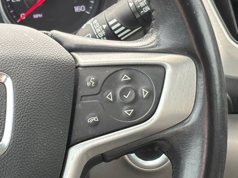 Used 2020 GMC Terrain SLE image 13