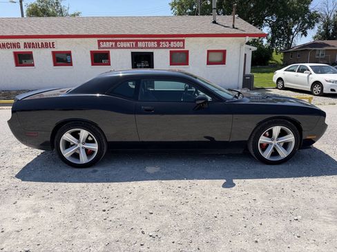 Used 2008 Dodge Challenger SRT8 RWD image 2