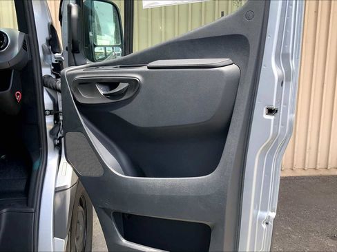 New 2025 Mercedes-Benz Sprinter 2500 image 10