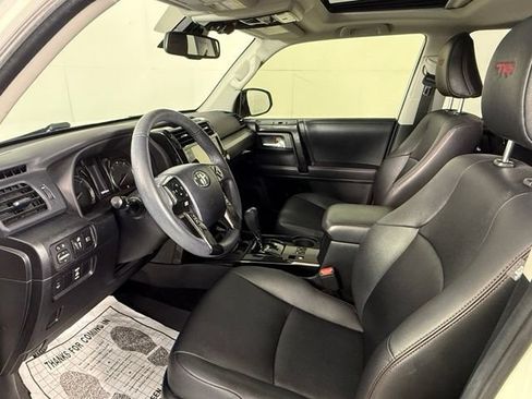 Used 2021 Toyota 4Runner Venture w/ Moonroof Package AWD/4WD image 16