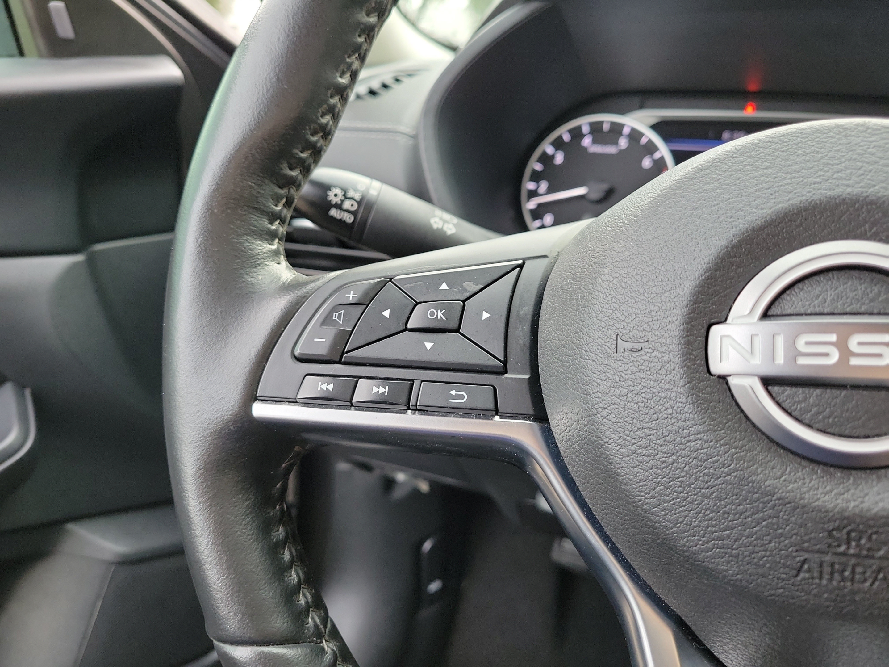 Used 2024 Nissan Sentra SV w/ All-Weather Package FWD image 26