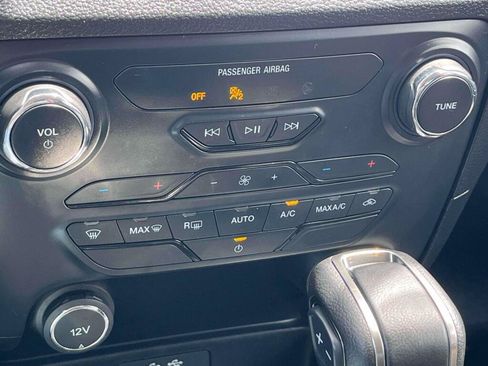 Used 2019 Ford Ranger XLT w/ Equipment Group 301A Mid AWD/4WD image 26