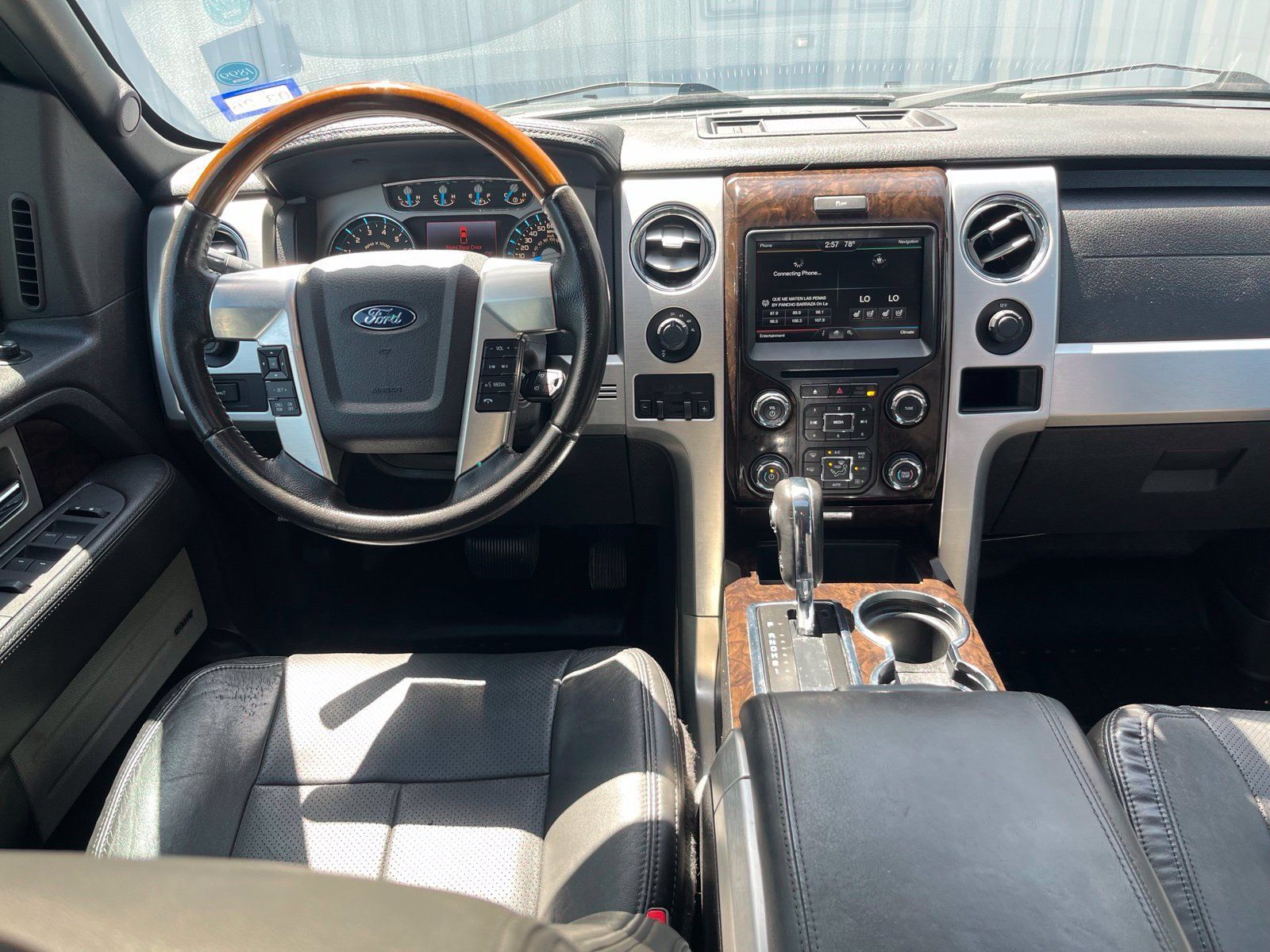Used 2014 Ford F150 Platinum AWD/4WD image 23
