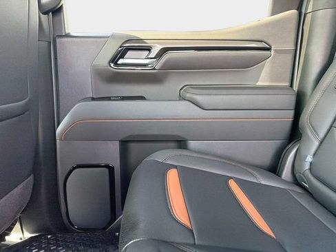 New 2026 GMC Sierra 1500 AT4 w/ AT4 Premium Package AWD/4WD image 14