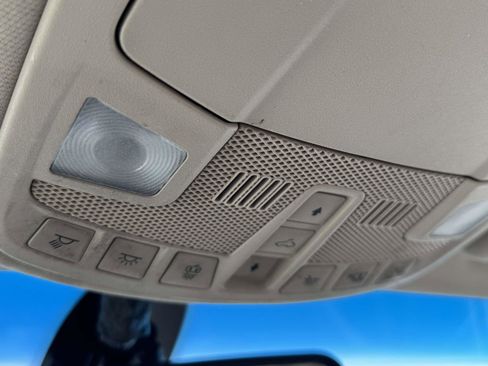 Used 2017 Lincoln MKZ Reserve w/ Climate Package image 30