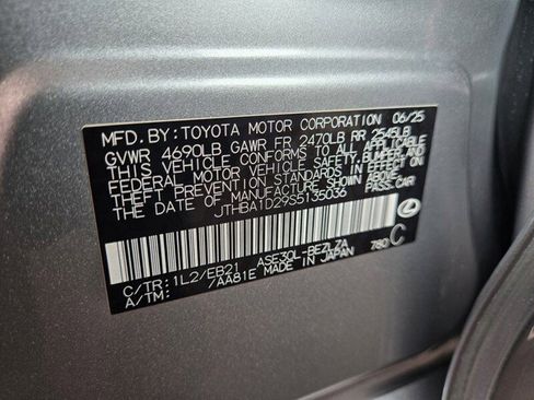 Certified 2025 Lexus IS 300 F Sport image 29