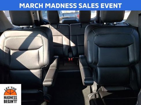 Certified 2022 Ford Explorer XLT w/ Equipment Group 202A image 19