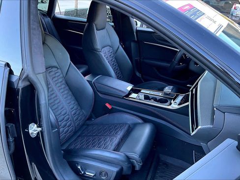 Used 2024 Audi RS 7 Performance image 8