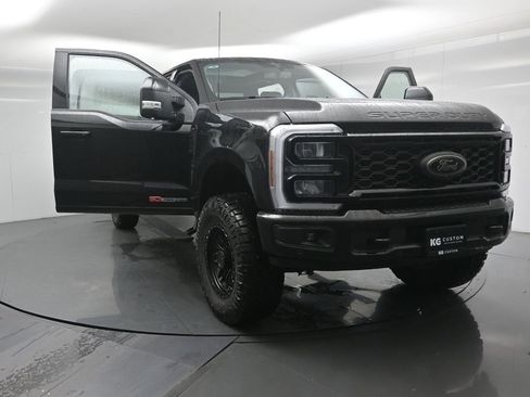 New 2025 Ford F250 Lariat w/ Lariat Ultimate Package image 32