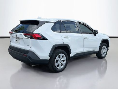 Used 2023 Toyota RAV4 LE FWD image 5
