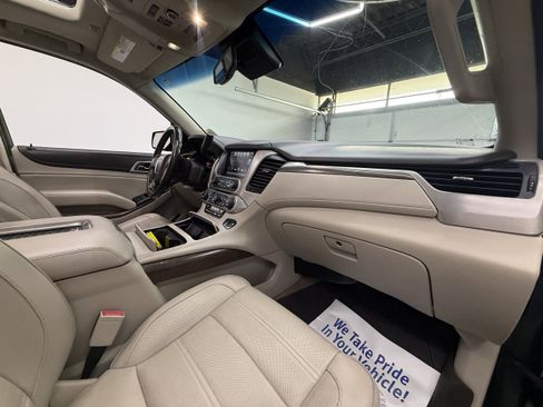 Used 2019 GMC Yukon Denali w/ Denali Ultimate Black Edition AWD/4WD image 28