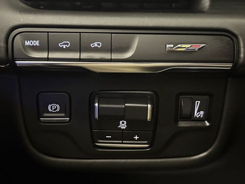 Used 2023 Cadillac Escalade V AWD/4WD image 20