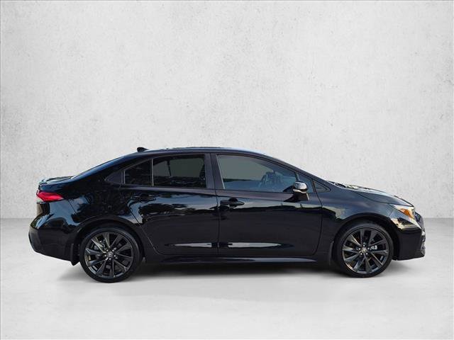 Certified 2024 Toyota Corolla SE FWD image 4