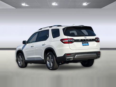 New 2026 Honda Pilot EX-L image 3