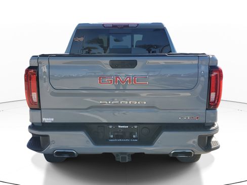 Used 2024 GMC Sierra 1500 AT4 w/ Technology Package image 5