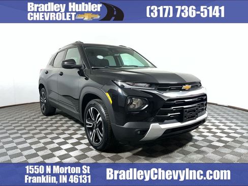 Used 2023 Chevrolet TrailBlazer LT w/ Convenience Package AWD/4WD image 1