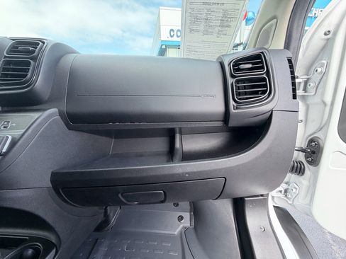 Used 2026 RAM ProMaster 2500 w/ Convenience Group FWD image 25