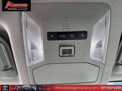 Used 2023 Toyota RAV4 Adventure AWD/4WD image 36