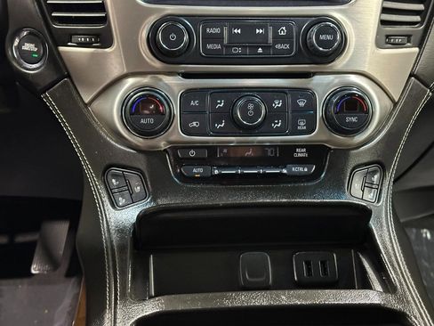 Used 2019 GMC Yukon Denali image 18