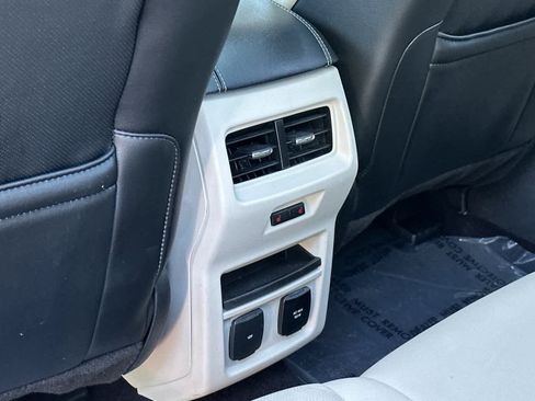 Used 2015 Ford Edge Titanium w/ Equipment Group 302A FWD image 14