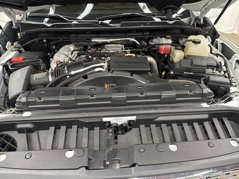 Used 2023 GMC Sierra 3500 Denali w/ Denali Ultimate Package image 3