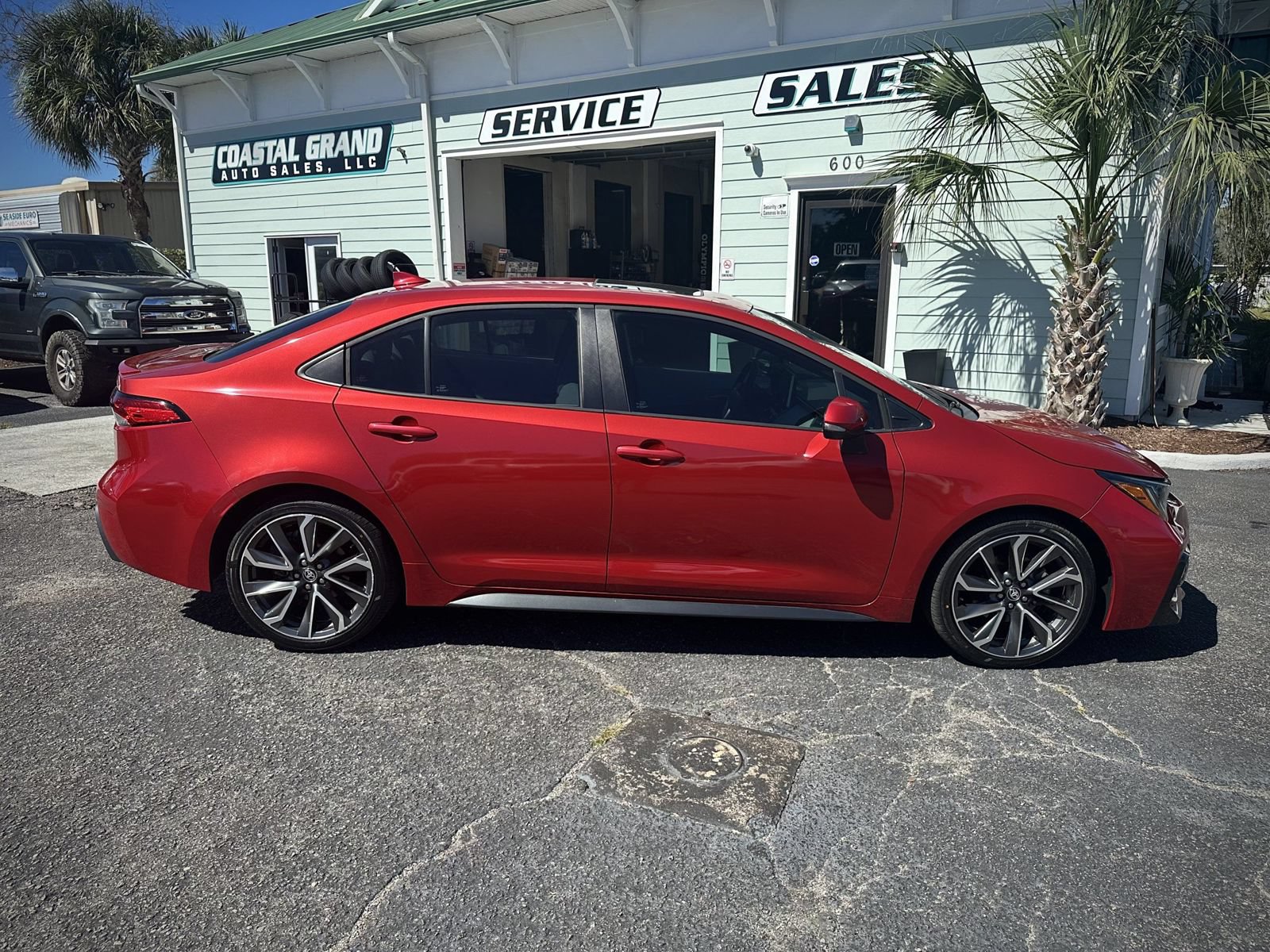 Used 2021 Toyota Corolla SE FWD image 5