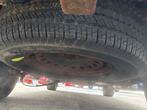 Used 2009 Chevrolet Avalanche LTZ image 23