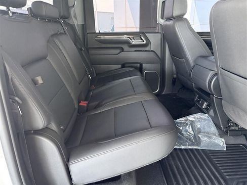Used 2024 Chevrolet Silverado 2500 LTZ AWD/4WD image 26