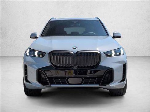 New 2026 BMW X5 xDrive40i w/ M Sport Package AWD/4WD image 6