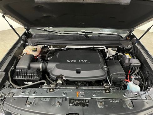 Used 2017 Chevrolet Colorado LT w/ LT Convenience Package image 6