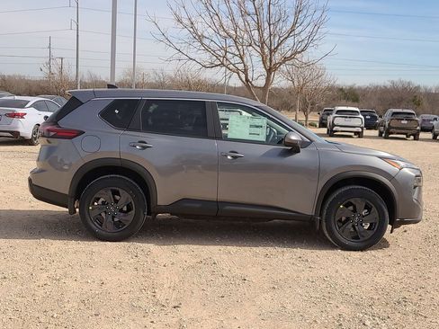 New 2026 Nissan Rogue SV w/ Cold Weather Package FWD image 4