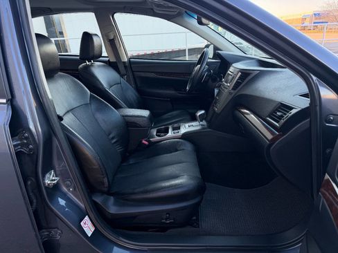 Used 2014 Subaru Legacy 2.5i Limited w/ Moonroof Package image 18