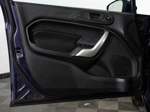Used 2012 Ford Fiesta SE FWD image 31
