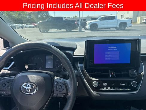 Used 2023 Toyota Corolla LE w/ LE Premium Package FWD image 9