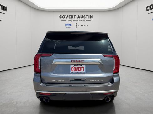 Used 2021 GMC Yukon Denali w/ Denali Premium Package AWD/4WD image 4