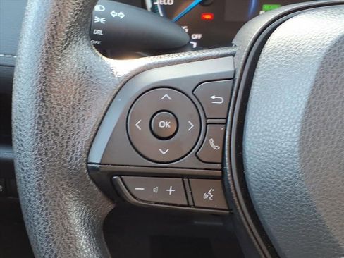 Used 2025 Toyota RAV4 LE image 23