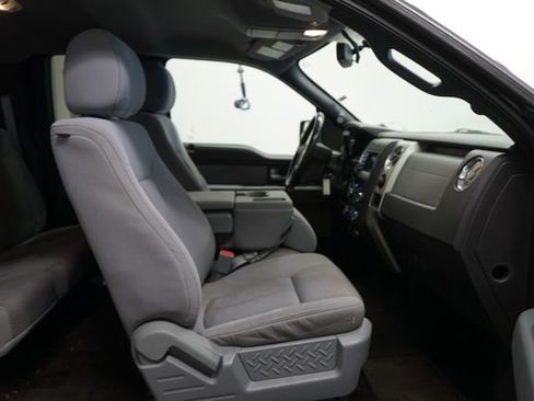 Used 2013 Ford F150 XLT w/ XLT Chrome Pkg image 31