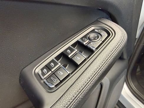 Used 2017 Porsche Macan AWD/4WD image 19