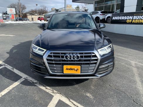 Used 2020 Audi Q5 Premium Plus w/ Premium Plus Package image 2