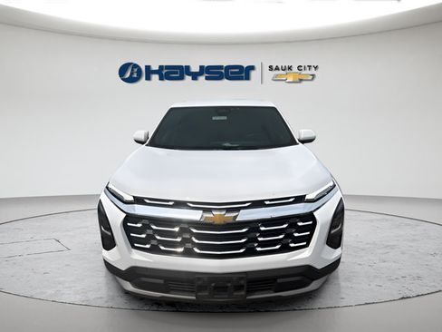 Used 2025 Chevrolet Equinox LT AWD/4WD image 8