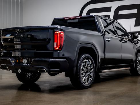 Used 2024 GMC Sierra 1500 Denali Ultimate image 34