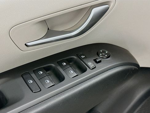 Used 2023 Hyundai Tucson SE image 15