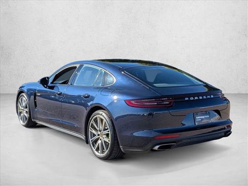 Used 2019 Porsche Panamera 4 image 7