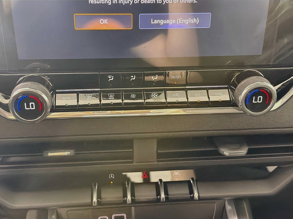 New 2026 Chevrolet Colorado Trail Boss AWD/4WD image 12