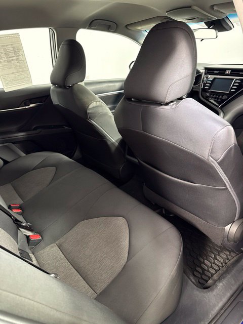 Used 2018 Toyota Camry LE FWD image 27