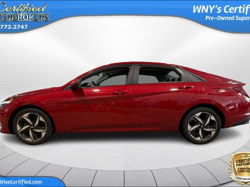 Used 2023 Hyundai Elantra SEL w/ Convenience Package FWD image 9