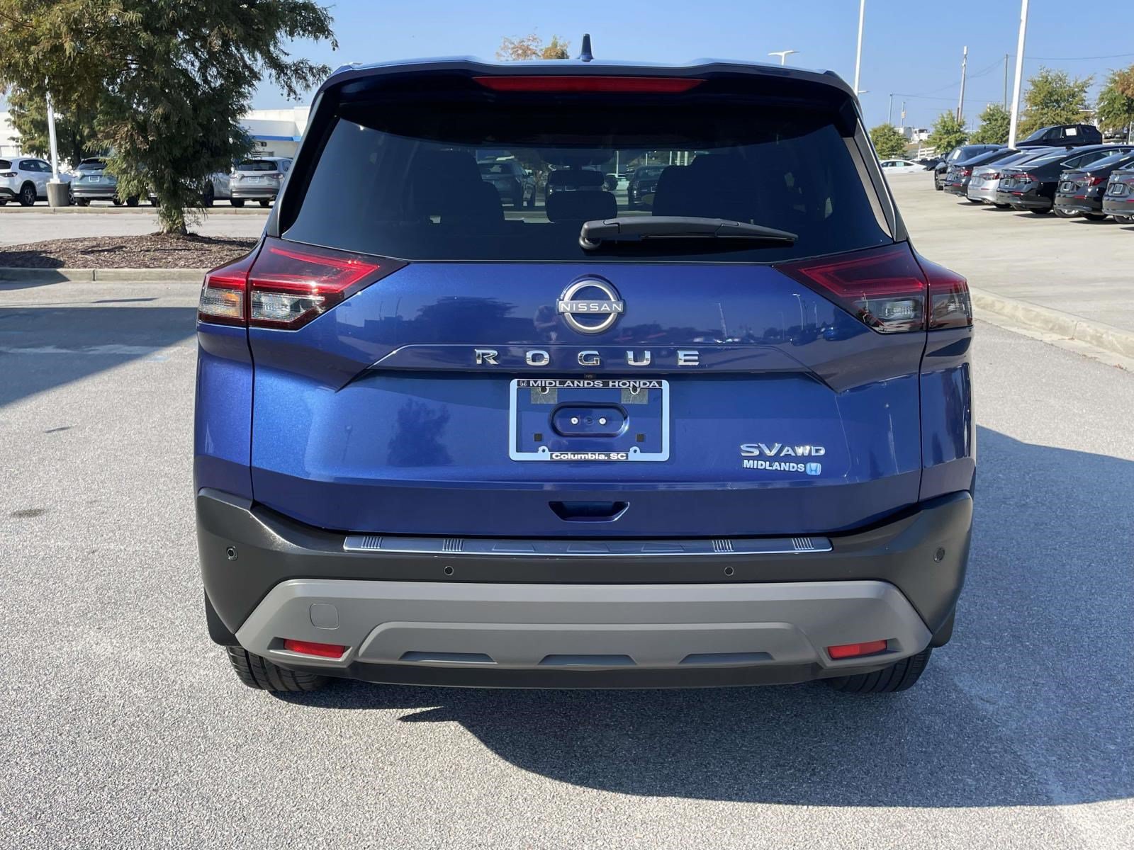 Used 2023 Nissan Rogue SV AWD/4WD image 5